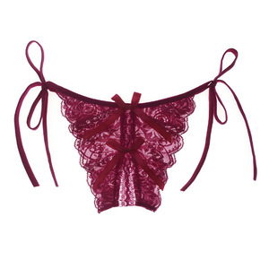 Culottes sexy en dentelle pour femmes, noires, taille basse, en mesh respirant, style européen - Product Image 2