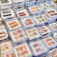 Lot de 10 faux ongles en acrylique faits à la main, style français, à presser, magnifiques, de luxe, design personnalisé