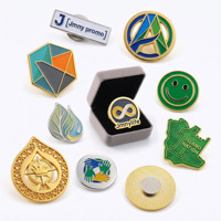 Épingles magnétiques en émail souple personnalisées de qualité supérieure, badges de revers en métal personnalisés pour souvenirs promotionnels de haute qualité, fournisseur d'usine