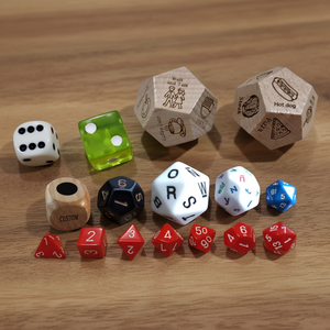 Dés polyédriques personnalisés, jeu de dés DIY pour fêtes, jeu de dés pour activités familiales - Product Image 1