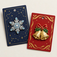 Épingles en émail personnalisées en forme de chaussette de Noël et d'arbre de Noël, badges de revers en métal de qualité supérieure avec boucle de suspension, livraison en gros directe usine