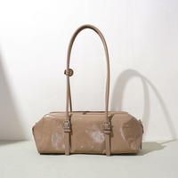 Sac à main en cuir de vachette pleine fleur avec logo personnalisé, sac à bandoulière rétro minimaliste pour femme, sac fourre-tout de luxe OEM ODM, sac à main vintage