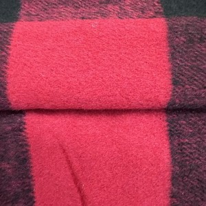 EN STOCK 100%T <span class=keywords><strong>Tissu</strong></span> en laine à carreaux noir et <span class=keywords><strong>rouge</strong></span> Automne et hiver Style britannique Imitation laine Gingham <span class=keywords><strong>Tissu</strong></span> de vêtement de mode - Product Image 6