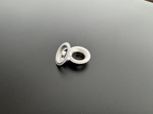 Oggetto di fissaggio in alluminio per teloni e <span class=keywords><strong>tende</strong></span> <span class=keywords><strong>da</strong></span> <span class=keywords><strong>sole</strong></span>, rivetto <span class=keywords><strong>da</strong></span> 23mm - Product Image 1