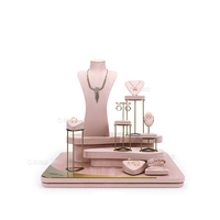 Présentoir à bijoux rose personnalisé pour vitrine de comptoir pour bagues bustes colliers bracelets perles présentoir à bijoux