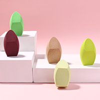 BEILI éponge de maquillage professionnelle multi-couleurs sans latex 3 ou 4 coupe angulaire doux éponge de maquillage porte-oeuf