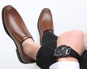 Mocasines de Vestir de Cuero Marrón para Hombre - Diseño sin Cordones de Otoño con Costuras Clásicas para Looks Profesionales y Casuales Elegantes - Product Image 1