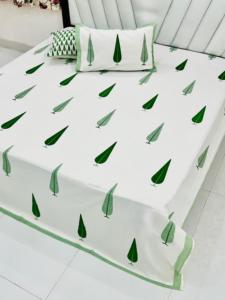 Juego de Sábanas King Size de Algodón Ecológico, Refrigerante y Lavable, con 2 Fundas de Almohada Reversibles para Uso Doméstico, a Excelente Precio - Product Image 1
