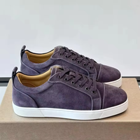 Sneakers de luxe de haute qualité à semelle rouge, design classique, lacets plats, chaussures de skate, chaussures de sport pour hommes, course en plein air