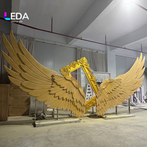Arco de Fotos LEDA Acrílico Moderno Desmontable con Alas de Ángel Doradas, Soporte para Fondo de Fotografía para Eventos Profesionales de Boda - Product Image 4