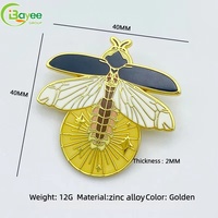 Pas de perçage nécessaire pour porter les broches Luminous Bee, accessoire de mode luxueux et polyvalent pour manteau, costume, pull, chapeau.