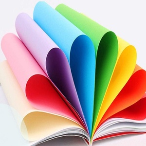 Papier origami en pulpe vierge coloré <span class=keywords><strong>double</strong></span> <span class=keywords><strong>face</strong></span> <span class=keywords><strong>A4</strong></span>, vente en gros directe d'usine, pour les projets d'artisanat, d'art et d'éducation des enfants et des adultes - Product Image 1