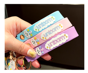 Cao Su Dễ Thương Phim Hoạt Hình Unicorn Keychain Cho Cô Gái Ví Quyến Rũ Dây Đeo Cổ Tay Dây Đeo Kawaii 3D PVC Ngựa Móc Chìa Khóa Túi Quyến Rũ Mặt Dây Chuyền Quà Tặng - Product Image 5