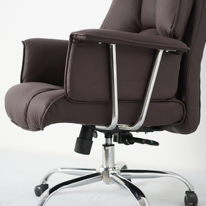 Sedia da Ufficio Ergonomica <span class=keywords><strong>in</strong></span> <span class=keywords><strong>Pelle</strong></span> PU <span class=keywords><strong>Marrone</strong></span> con Altezza Regolabile e Alta Capacità di Carico per Uso Domestico e d'Ufficio - Product Image 6