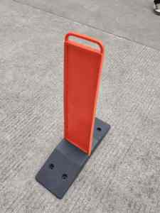 แผงกั้นเลนพลาสติกพร้อมฐานยางสำหรับการจัดการจราจร - Product Image 4