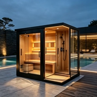 La surface de la salle de douche et de sauna Hemlock est lisse et brillante, appuyant agréablement sur elle sans coller.