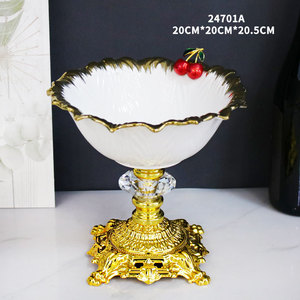 Luxe Rode Kersen Ronde Keramische Fruitslakom Met Metalen Voet Voor Huisdecoratie Of Servies - Product Image 2