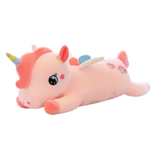 Oreiller de cheval rose personnalisé en gros licorne arc-en-ciel peluche douce pour enfants peluche mignonne en fourrure décoration de grand lit