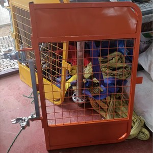 Nhà Sản Xuất Bán Buôn Thép Tự Đóng Cửa An Toàn Cửa Cho Giàn Giáo Lối Vào Và Công Nghiệp Cầu Thang Đoạn 1.6M Chiều Cao - Product Image 2