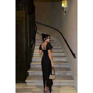 Robe midi noire à taille empire avec détails en pierres, style trapèze en polyester pour femme, taille XL, pour mariage, soirée, longueur ras du sol - Product Image 1