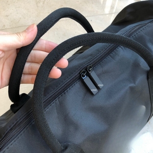 Nouveau sac cadeau <span class=keywords><strong>de</strong></span> rachat <span class=keywords><strong>de</strong></span> points <span class=keywords><strong>de</strong></span> compteur <span class=keywords><strong>de</strong></span> logo <span class=keywords><strong>de</strong></span> grand nom sac <span class=keywords><strong>de</strong></span> <span class=keywords><strong>voyage</strong></span> unisexe sports <span class=keywords><strong>de</strong></span> plein air sac <span class=keywords><strong>de</strong></span> sport <span class=keywords><strong>de</strong></span> grande capacité - Product Image 5