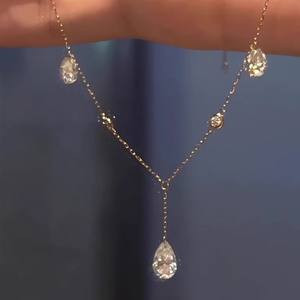 Collier <span class=keywords><strong>Goutte</strong></span> <span class=keywords><strong>d</strong></span>'<span class=keywords><strong>Eau</strong></span> Électroplaqué Tungstène Scintillant pour Femme, Nouvelle Collection 2025, Style Luxe Léger, Niche Haut de Gamme, Chaîne Simple et Tendance - Product Image 5