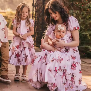 2025 OEM vêtements pour enfants mode maman et moi robes d'été famille correspondant tenues pour toute occasion - Product Image 1