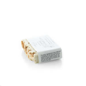 Savon Visage Bio en Gros Enrichi au Beurre de Karité et à l'Huile d'Olive Doux Végétalien & Non Comédogène 120g pour le Visage et le Corps - Product Image 2