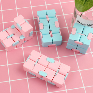 Cubo Infinito <span class=keywords><strong>Mini</strong></span> de Bolsillo Transfronterizo para Descompresión Creativa de Dedos, Juguete de Segunda Orden 2x2x4 - Product Image 3