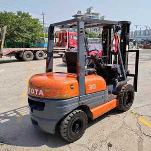 Cheap Price for 6F/7F 2T/3T Used Three-Door Diesel Heavy Duty Forklift 3 Stage Mast Side-Moving Outdoor Pavement <b>Transport</b> - Product Image 5