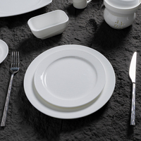 Assiettes de restaurant en porcelaine fine blanche P&T, lot de 10,25 et 8 pouces, assiettes rondes côtelées pour dessert et dîner, pour hôtel, vente en gros