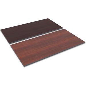 Tablero de Mesa Rectangular Reversible Alera de Laminado, 59.38w X 29.5, Color Cerezo/Mogoní Medio, para Mesas de Conferencia - Product Image 1