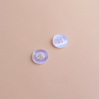 Kancing kemeja putih mutiara kustom untuk kemeja mantel garmen 18L 12.5mm 18mm jahit 4 lubang kancing Resin mewah