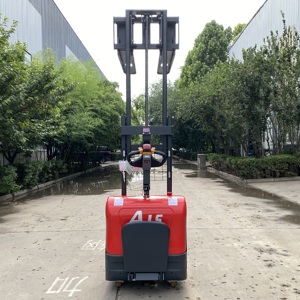 Carretilla elevadora eléctrica Wangong de 1,5 toneladas, modelo de doble bandeja totalmente eléctrico adecuado para operaciones a largo plazo en almacenes - Product Image 2
