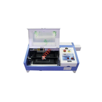 Kleine Mini-Desktop-Zylinder-Weinglas-Flaschen-DIY-Kunsthandwerk-Logo-Druckmaschine 40W 50W 3020 CO2-Lasergravurmaschine