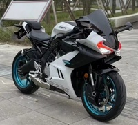 运动摩托车 675SR 675cc 水冷直列三缸 适合经验丰富的骑手 汽油摩托车