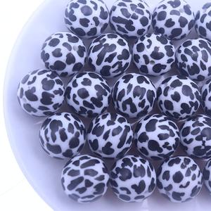 Nuevo 20mm redondo blanco negro moda suelta Chunky Gumball <span class=keywords><strong>Bubblegum</strong></span> estampado vaca acrílico cuentas para niños collar - Product Image 1