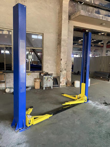 Elevador de Dos Postes Ultra Bajo de 4 Toneladas, Sin Anclaje, Portátil, Hidráulico, Base Delgada para Taller Compacto - Product Image 3