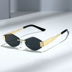 ワイドアーム卸売カスタムロゴレトロ金属フレームリムレスファッションスタイルサングラス<span class=keywords><strong>2025</strong></span>女性男性 - Product Image 1