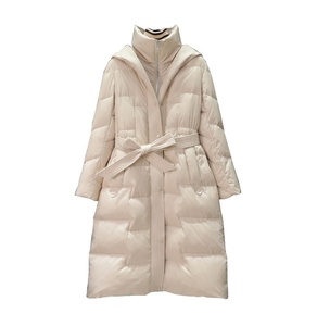 Veste en duvet Vente en gros Qualité supérieure Pas cher Veste matelassée pour femmes en stock Vêtements Quantité simple Cuir imperméable Personnalisé Hiver - Product Image 4