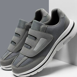 <span class=keywords><strong>Chaussures</strong></span> de style de marche à enfiler pour femmes Tige respirante pour les personnes âgées d'âge moyen Gonflé Puffy Fat Foot Moms & Friends Personnes âgées - Product Image 1