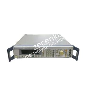 Generador de señal R & S SML03 Rohde & Schwarz SML03 de 9 kHz a 3,3 GHz usado - Product Image 1