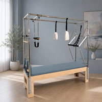 Table trapèze Cadillac en bois d'érable bleu ardoise, avec pieds fendus et plateau plat antidérapant, pour la maison contemporaine et l'entraînement en club