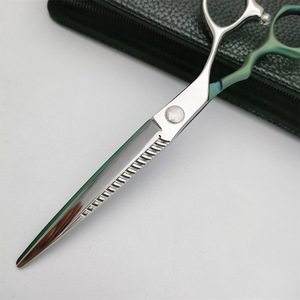 กรรไกรตัดผมมืออาชีพ R ขนาด 6.75 นิ้ว ใบมีดแบน สแตนเลส VG10 ด้ามยาว สำหรับช่างทำผม - Product Image 3