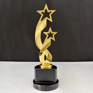 Trophée brillant en forme d'étoile double en métal doré avec base en plastique pour les concours de musique et d'art - Product Image 1