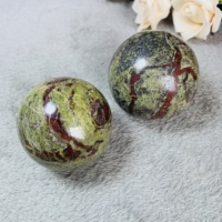 Esferas de Cristal de Sangre de Dragón con Vetas Rojas y Verdes Naturales Pulimentadas al por Mayor para Regalos Curativos