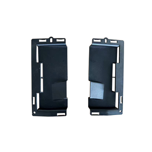 Accesorios para camiones: Rejilla superior pequeña de malla 82303682 82316694 LH para camión FH4 Versión 4 - Product Image 1