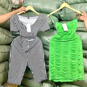 เสื้อผ้ามือสองแบรนด์ใหม่จากซัพพลายเออร์โดยตรง ชุดเดรสผู้หญิง Shien และ Lovitoes ขายส่งเป็นมัด - Product Image 4