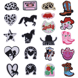 2024 nuevo zapato flores encanto DIY dibujos animados vaquero niñas zapato desmontable decoración zapato flor PVC suave encanto Accesorios - Product Image 2