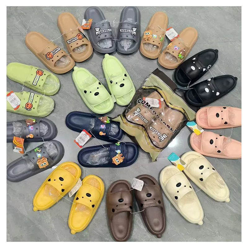 Wholesale Stock Shoes Women's Soft-Soled Slippers Casual Breathable Hollow Design Garden Shoes Lightweight Men Beach sandals